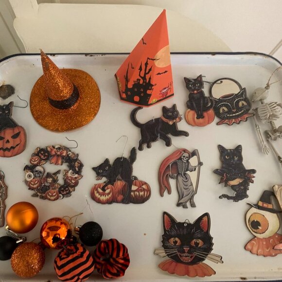 HALLOWEEN REPO FEATHER TREE 15 "*METAL COLLAR*22 ORNAMENTS*12 W00D CHARACTERS - Picture 13 of 15